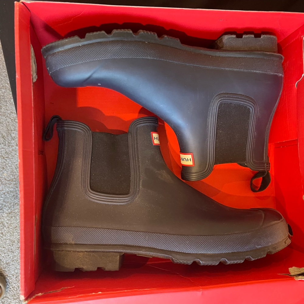 Men’s size 13 Hunter boots